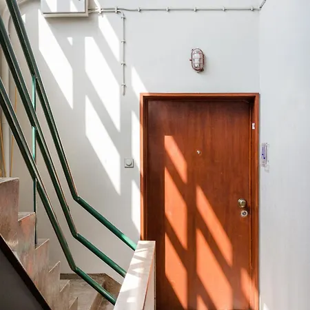 Principe Real Sunny アパート