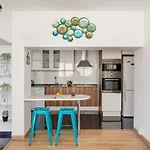Principe Real Sunny Apartment Lisbon